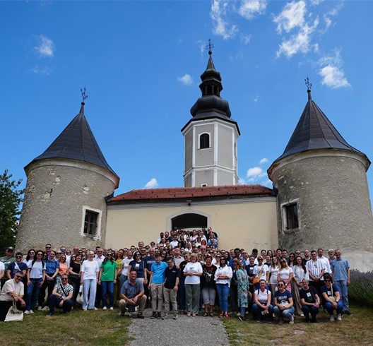 Nastavnici i djelatnici HKS-a hodočastili u Vinagoru